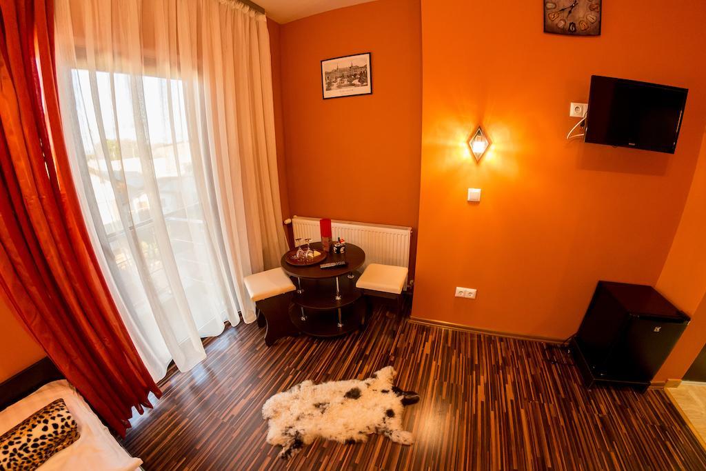 Pensiunea Marina Cîmpina Luaran gambar