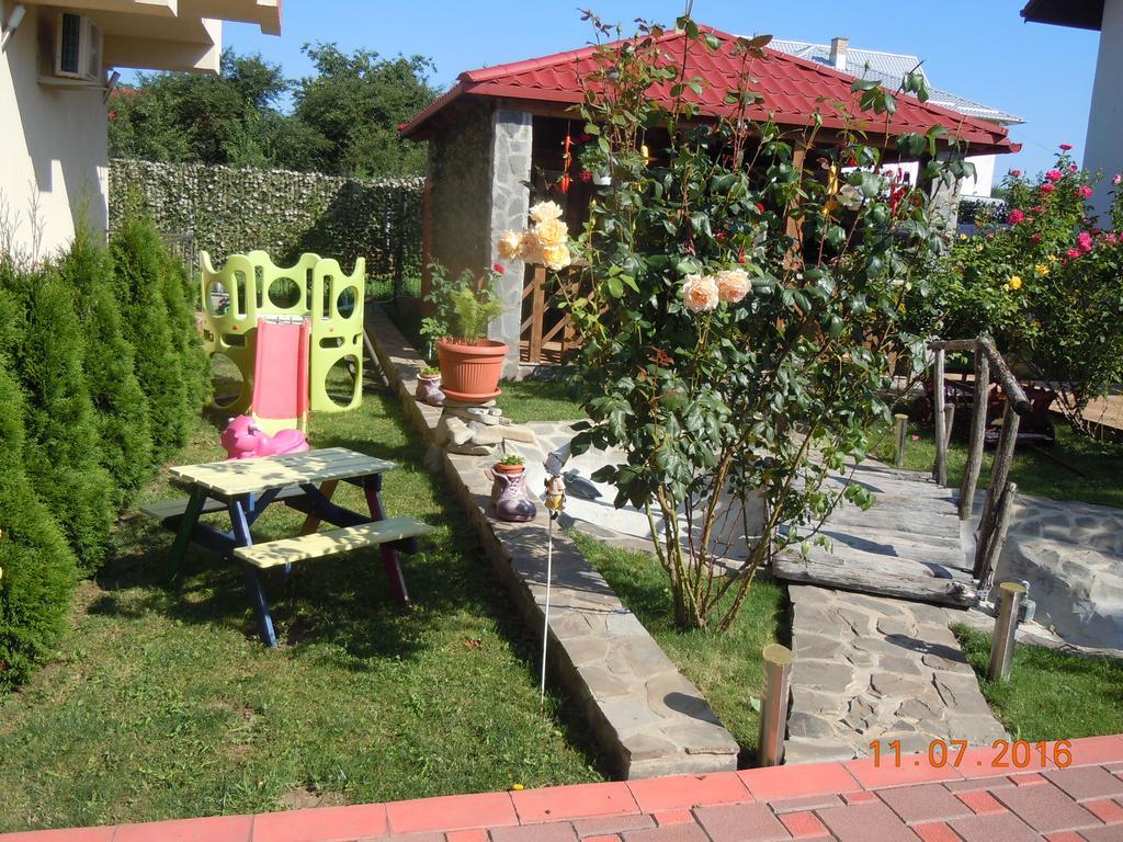 Pensiunea Marina Cîmpina Luaran gambar