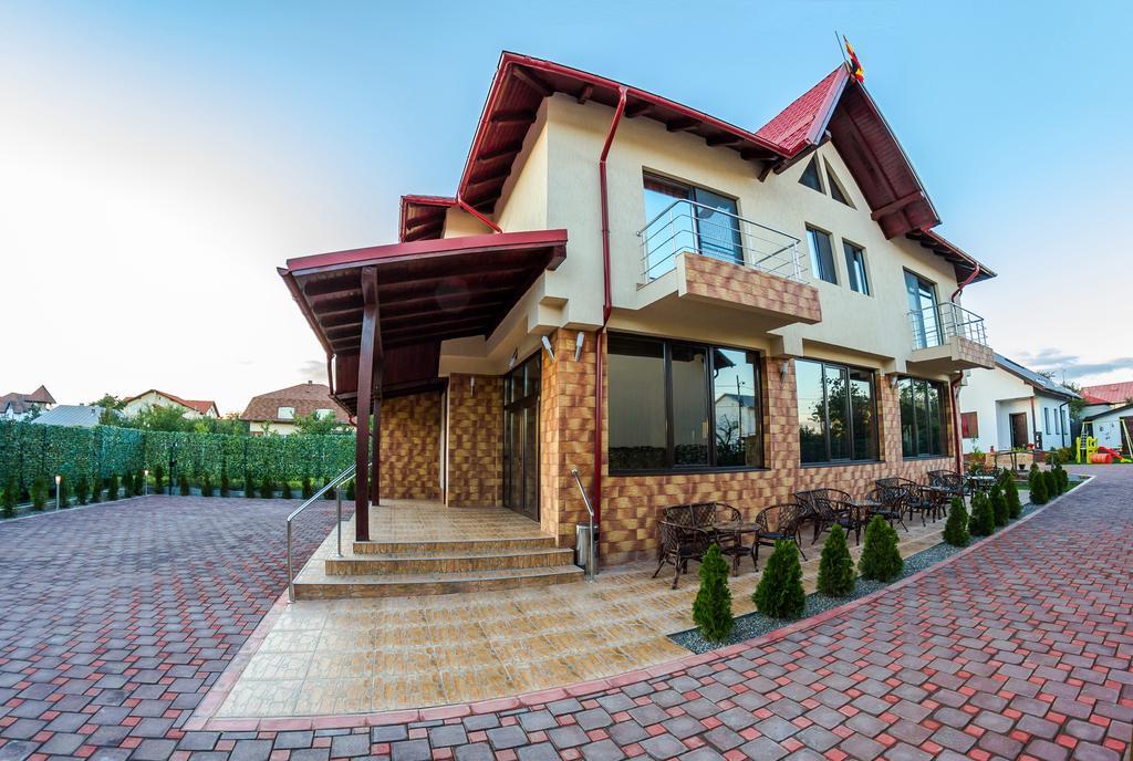 Pensiunea Marina Cîmpina Luaran gambar