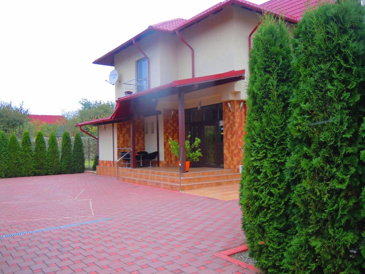 Pensiunea Marina Cîmpina Luaran gambar